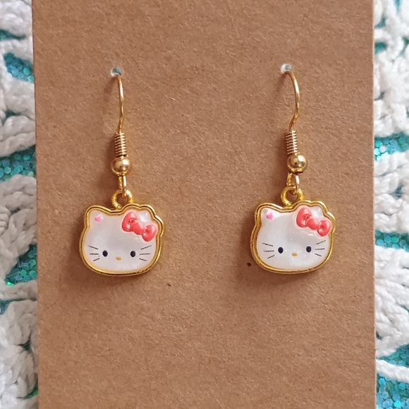 Hello kitty earrings - Picture 6 of 6